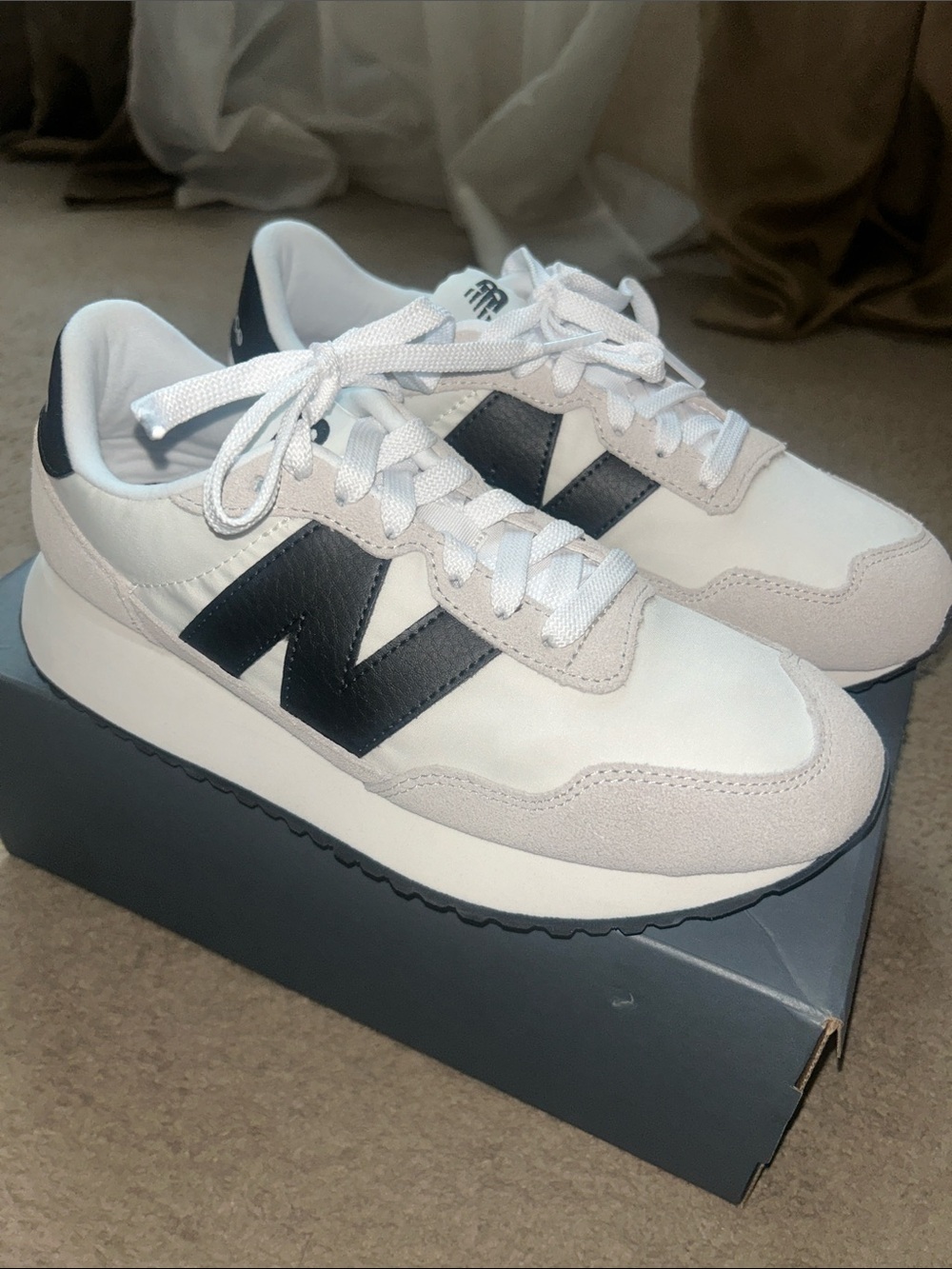 New Balance Women’s 237 Sneaker - Picture 3 of 6